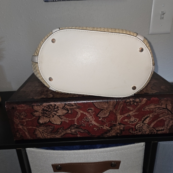 GREAT CONDITION KATE SPADE - Picture 5 of 5